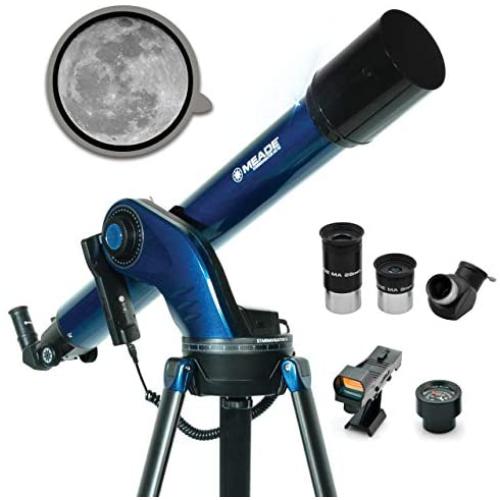 Meade Instruments – StarNavigator NG 90mm Refracting Computerized GoTo Astronomy Telescope w/AudioStar 30,000+ Object-Database & Audio Tours – Mount & Tripod Included – for Beginner Adults & Family