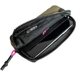 Muc-Off Essentials Case - Tough 900D Polyester Camo Fabric Storage Pouch with Zip - Ideal for Storing Spare Inner Tubes, Tyre Levers, Keys and Phone