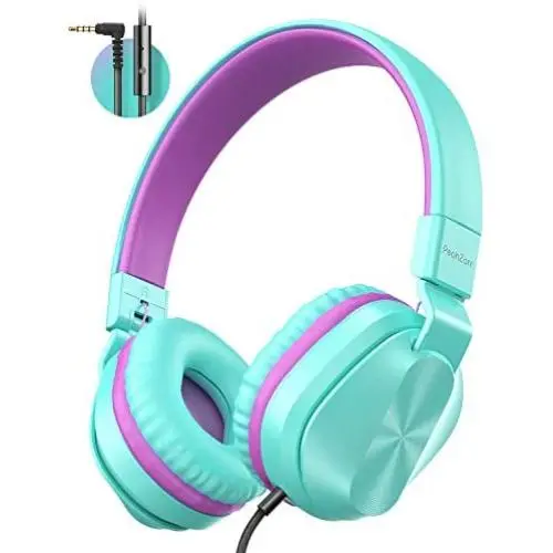 PeohZarr On-Ear Headphones with Microphone, Lightweight Folding Stereo Bass Headphones with 1.5M Tangle Free Cord, Portable Wired Headphones for Smartphone Tablet Laptop Computer MP3/4-Green